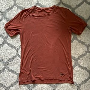 Nike Yoga Tee
